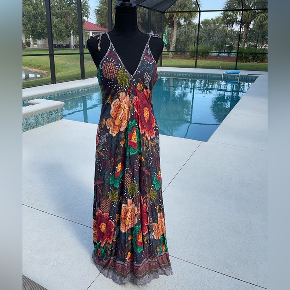 Maxi dress - Picture 1 of 7